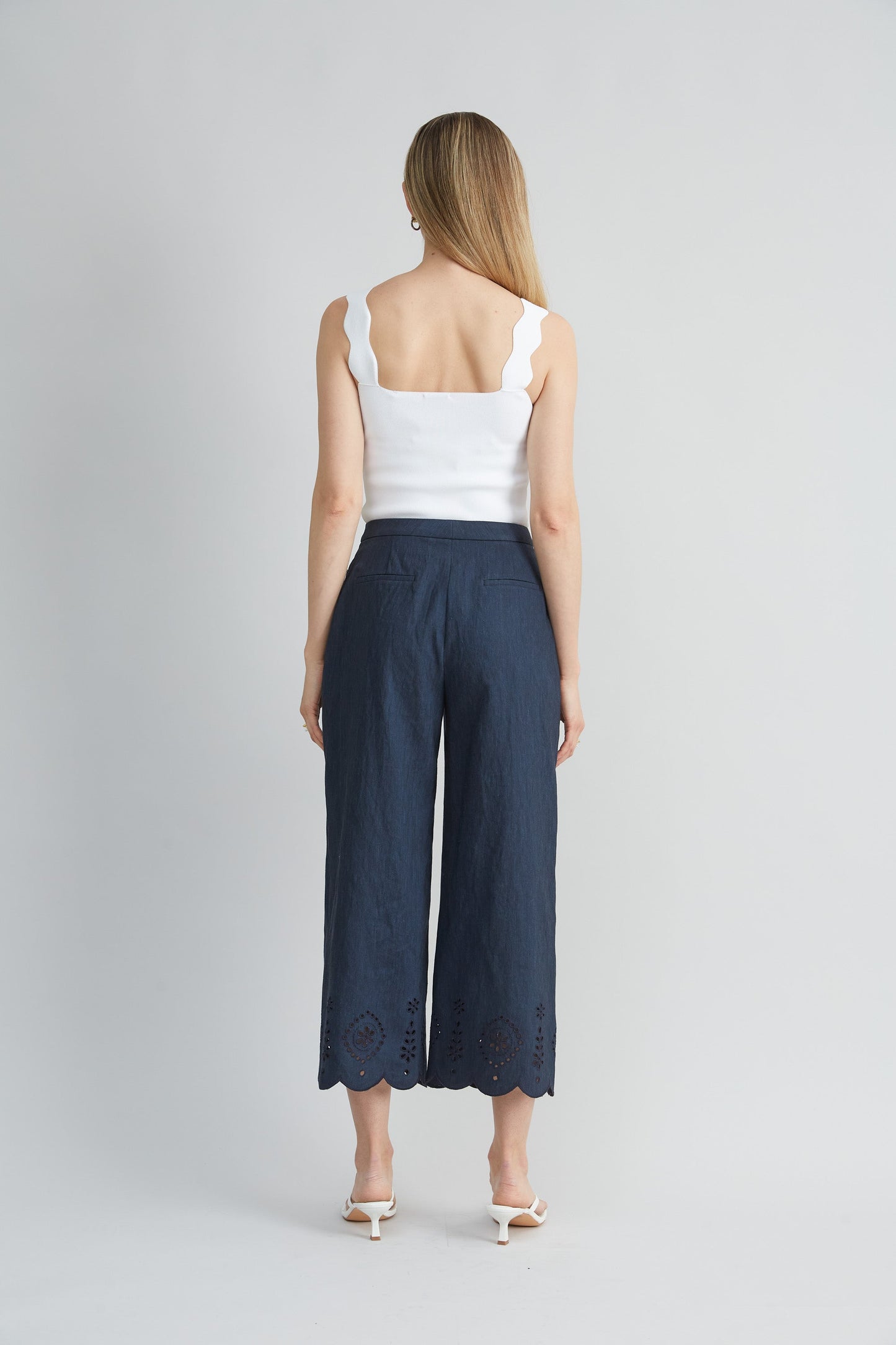 Linen Scallop Hem Pant