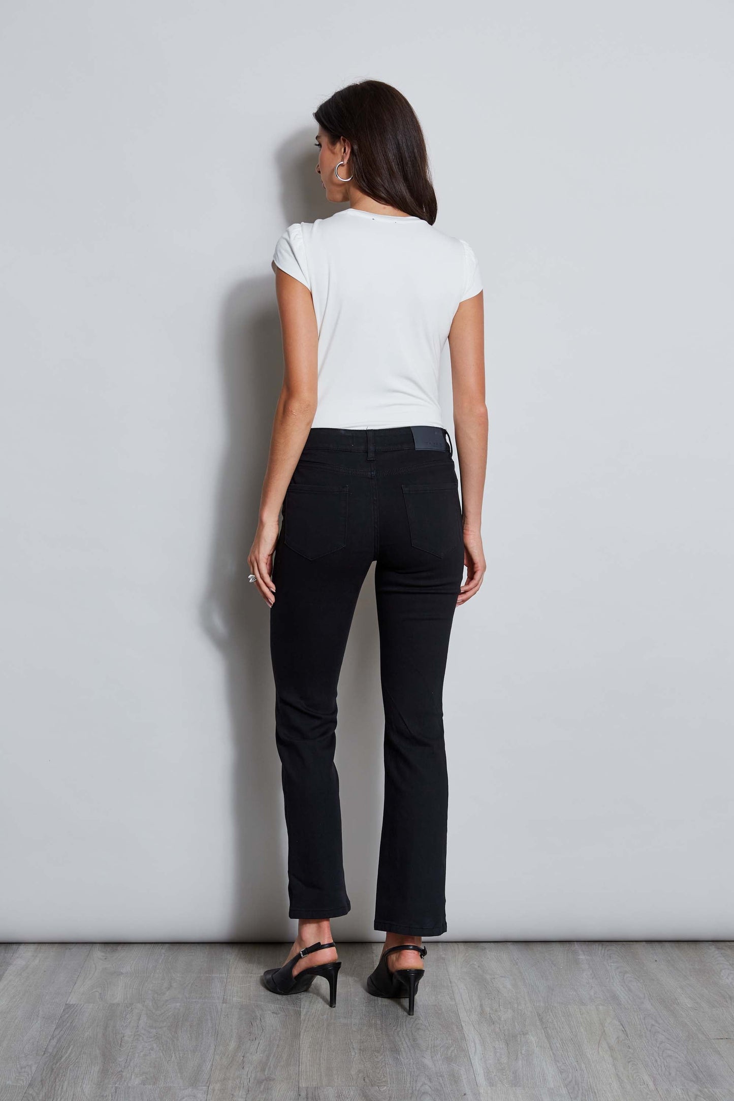 Tahari 28 Fit & Flare Jeans